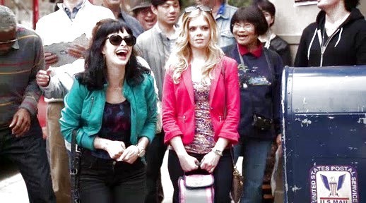 Chloe's Black Crossbody Bag on Don't Trust the B---- in Apartment 23