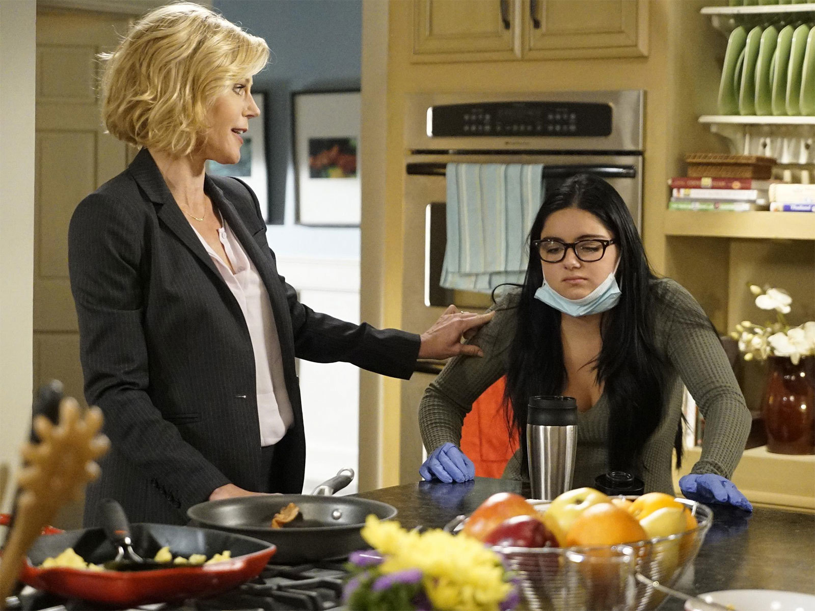 Claire Dunphy's Pinstripe Blazer on Modern Family