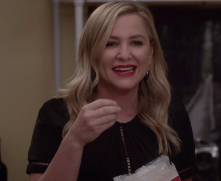 Dr. Arizona Robbins's Ladder-Stitched Swing Top on Grey's Anatomy