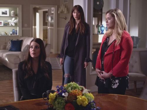 Alison DiLaurentis' Red Textured Moto Jacket on Pretty Little Liars
