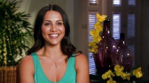 Andi Dorfman's Feather Necklace on The Bachelorette 
