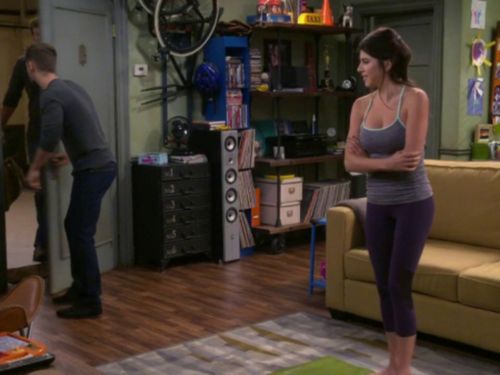 Ben Wheeler's Yoga Capri Leggings on Baby Daddy