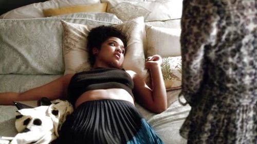 Beth Kingston's 'Zeyn' Colorblock Pleated Georgette Midi Skirt on Chasing Life