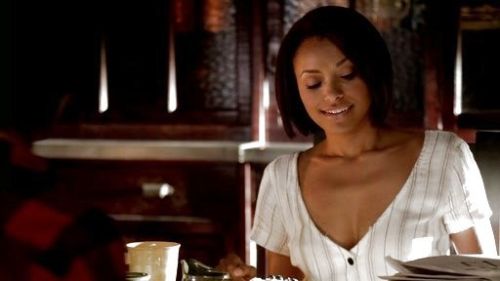 Bonnie Bennett's Crepe Stripe Button-Front Dress on The Vampire Diaries
