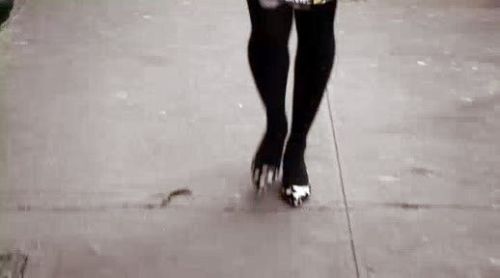 Carrie Bradshaw's scene polka-dot low-heel pump on The Carrie Diaries