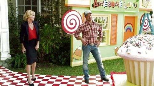 Claire Dunphy's 'Gabe B.' Stretch Wool Blazer on Modern Family