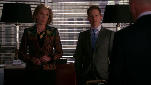 Diane Lockhart's Two Tone Jacquard Jacket on The Good Wife