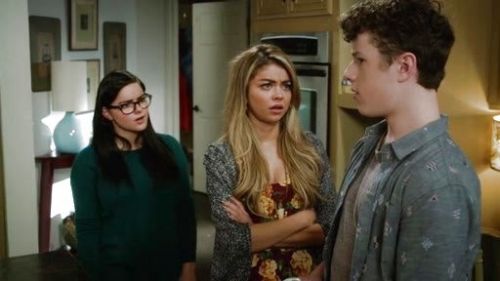 Haley Dunphy's Floral Print Skater Dress on Modern Family