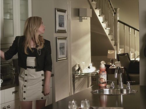 Hanna Marin's Button Strapless Dress on Pretty Little Liars