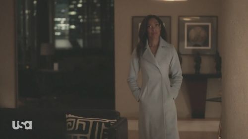 Jessica Pearson's Belted camel hair coat on Suits