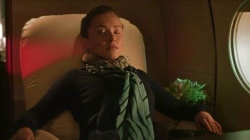 Juliette Barnes's Wool-Silk Hanovar Scarf in Tiger Tree Gradient Teal on Nashville