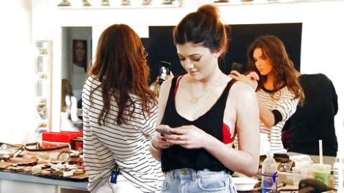 Kylie Jenner's Understated T-Shirt Bra on Keeping Up With The Kardashians