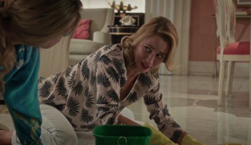 Petra Solano's Lace Inset V-Neck Top on Jane the Virgin
