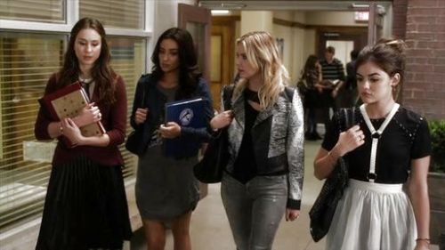 Spencer Hastings's Micro Pleated Blouse on Pretty Little Liars