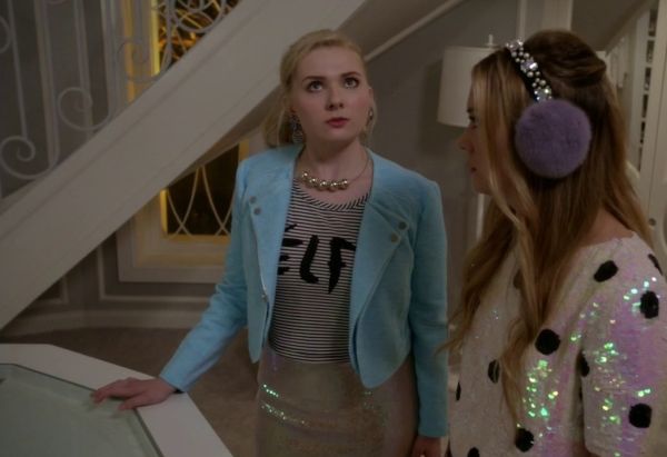 Chanel #5's Striped Célfie Graphic Tee on Scream Queens