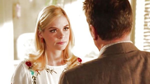 Annabeth Nass's Smock Dress with Embroidery on Hart of Dixie