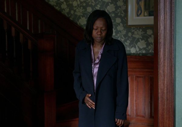 Annalise Keating's Oaklane B Trench Coat on How to Get Away With Murder