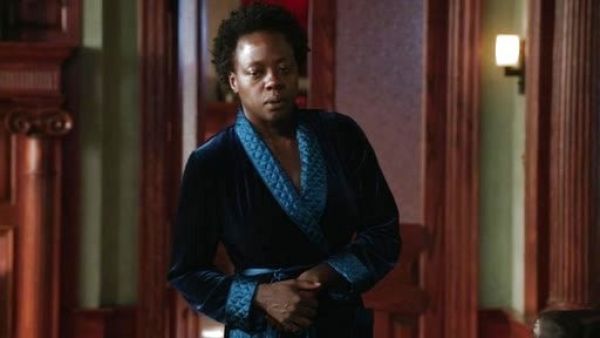Annalise Keating's Velvet Robe on How to Get Away With Murder