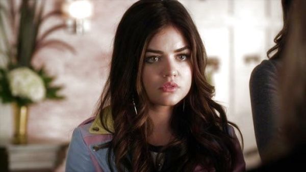 Aria Montgomery's A Spin Around the Colorblock Jacket on Pretty Little Liars