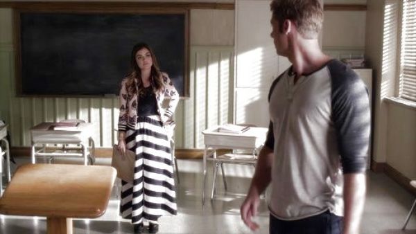 Aria Montgomery's Design Cute Cat Print Bomber Jacket on Pretty Little Liars