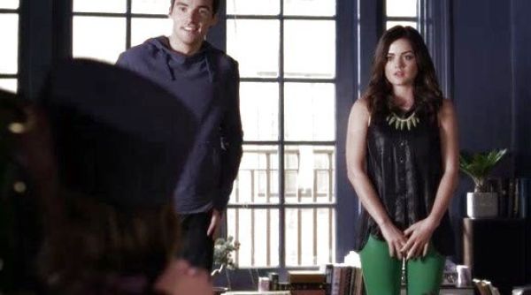 Aria Montgomery's Detour Reversible Skinny on Pretty Little Liars