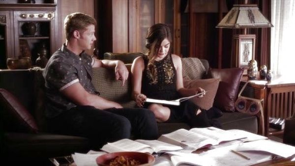 Aria Montgomery's Lace Me Up Dress on Pretty Little Liars