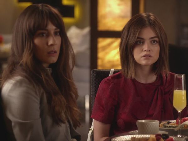 Aria Montgomery's Red Knot Jacquard Top on Pretty Little Liars