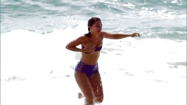 Ashley Iaconetti's Strappy Bandeau Bikini Top on Bachelor in Paradise