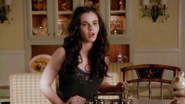 Bay Kennish's Davina Grommet Tank Top on Switched At Birth