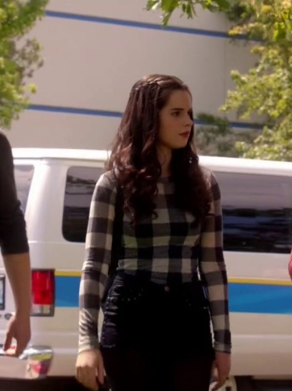 Bay Kennish's 'The Classic' Long Sleeve Tee on Switched At Birth