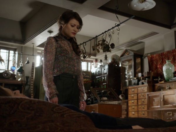 Belle 's Lace Trim Floral Print Silk Shirt on Once Upon A Time 