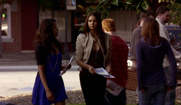 Bonnie Bennett's Forever 21 Bubble Hem Dress in Cobalt on The Vampire Diaries