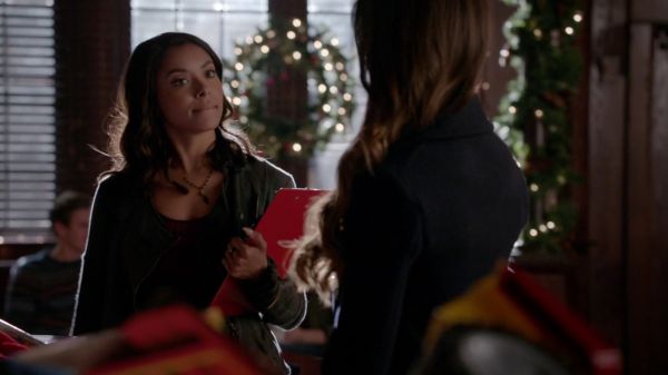 Bonnie Bennett's Knit Moto Jacket on The Vampire Diaries