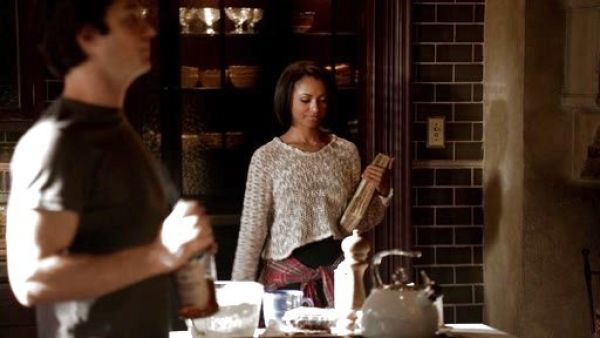 Bonnie Bennett's Virtual Insanity Cropped Sweater on The Vampire Diaries