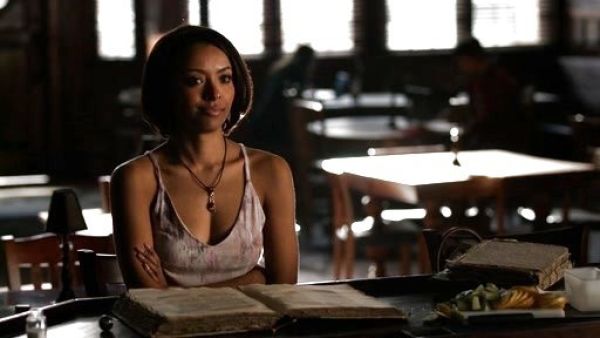 Bonnie Bennett's Zip Cami in Soft Tie Dye on The Vampire Diaries