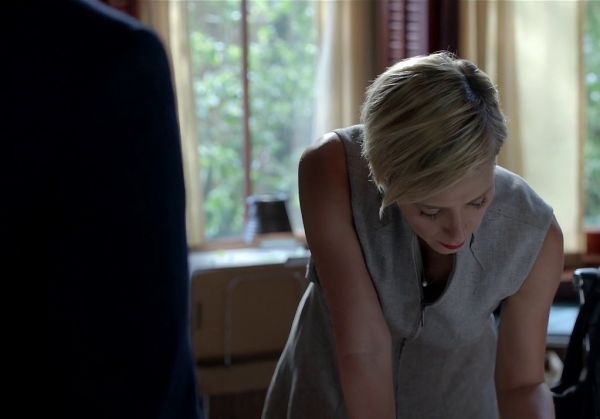 Bonnie Winterbottom's Sleeveless Zip-Front Dress on How to Get Away With Murder