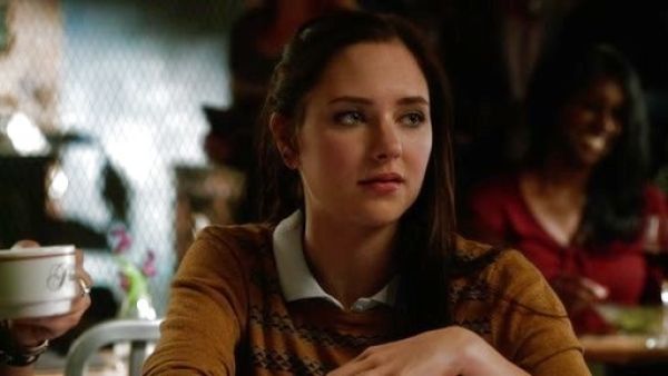 Brenna Carver's Jane Intarsia Knit Pullover Sweater on Chasing Life