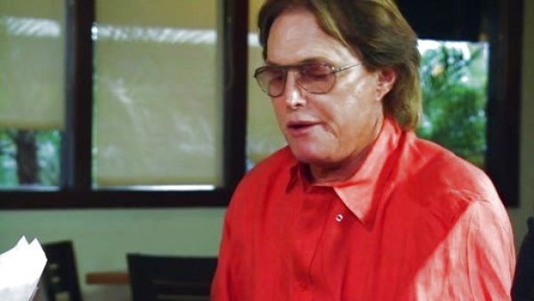 Bruce Jenner's Custom-Fit Sun-Washed Oxford on Keeping Up With The Kardashians