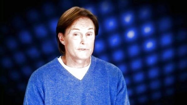 Bruce Jenner's V-neck Sweater on Keeping Up With The Kardashians