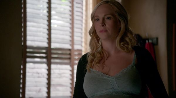 Caroline Forbes' Lace Trim Maternity Sleep Tank on The Vampire Diaries