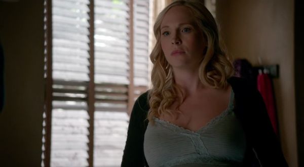 Caroline Forbes's A Pea In The Pod Maternity Lace-Trim Sleep Tank on The Vampire Diaries