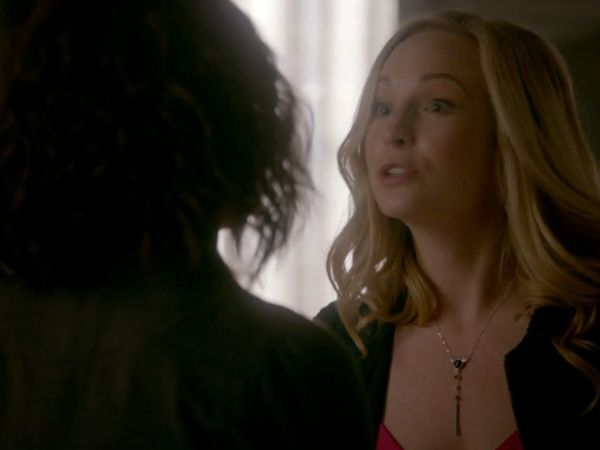 Caroline Forbes's Lapis Lazuli Y Necklace Lapis Necklace  on The Vampire Diaries