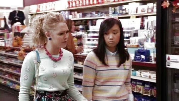 Carrie Bradshaw's Knitted Jazzie Embellished Top on The Carrie Diaries