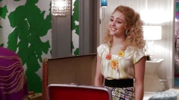 Carrie Bradshaw's Music in Me Skirt in Mix Tape on The Carrie Diaries