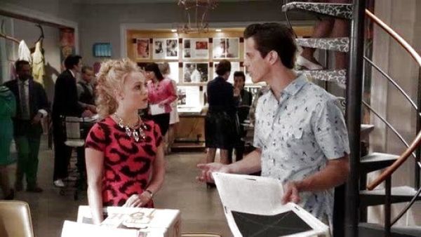 Carrie Bradshaw's Petite Leopard Bodycon Dress on The Carrie Diaries