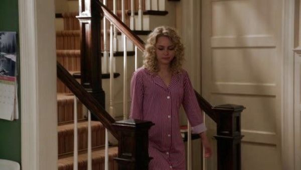 Carrie Bradshaw's Stripe Cotton Sleepshirt on The Carrie Diaries