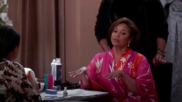 Catherine Avery's Izabella Long Robe on Grey's Anatomy