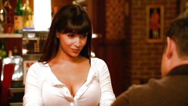 Cece Parekh's 2x1 Rib Henley on New Girl