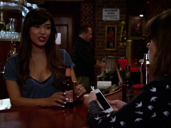Cece Parekh's 'Charlie' V-Neck Tee on New Girl