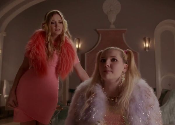 Chanel #3's Skylyn Dress on Scream Queens